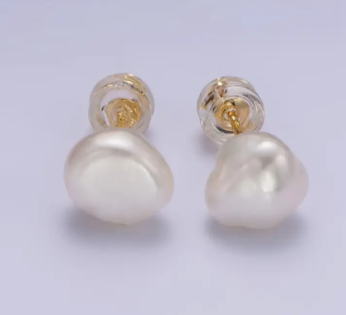 Baroque Freshwater Pearl Studs